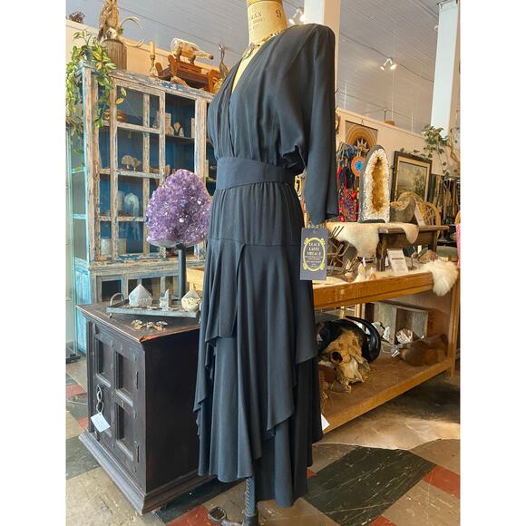 vtg 1980s black rayon dress with batwing sleeves and asymmetrical, 80s does 40s - Picture 7 of 9